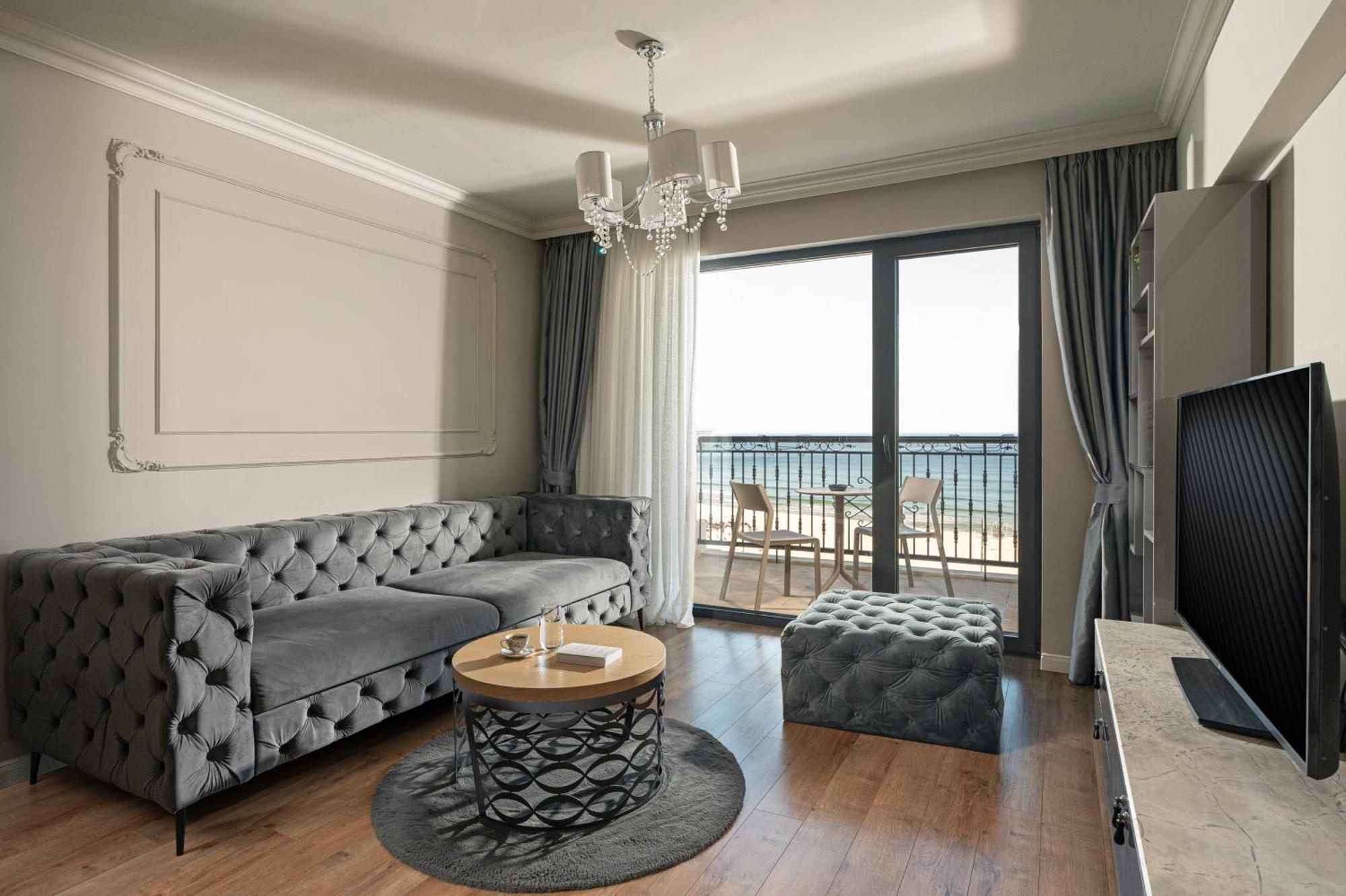 Casa Di Fiore Spa And Medical Hotel, Mineral Pools & Private Beach Kranevo Ngoại thất bức ảnh A living room